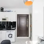 Cute 1 W Ac 300 Meters To Istiklal Street اسطنبول